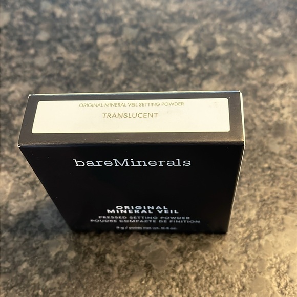 Bare Minerals Original Mineral Veil Pressed Setting powder in Translucent - Picture 2 of 3